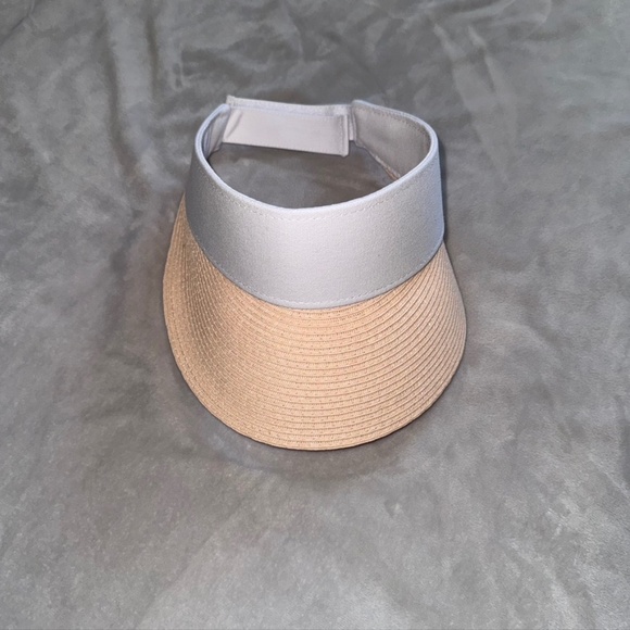 Nordstrom Rack Sun Visor - Picture 1 of 3